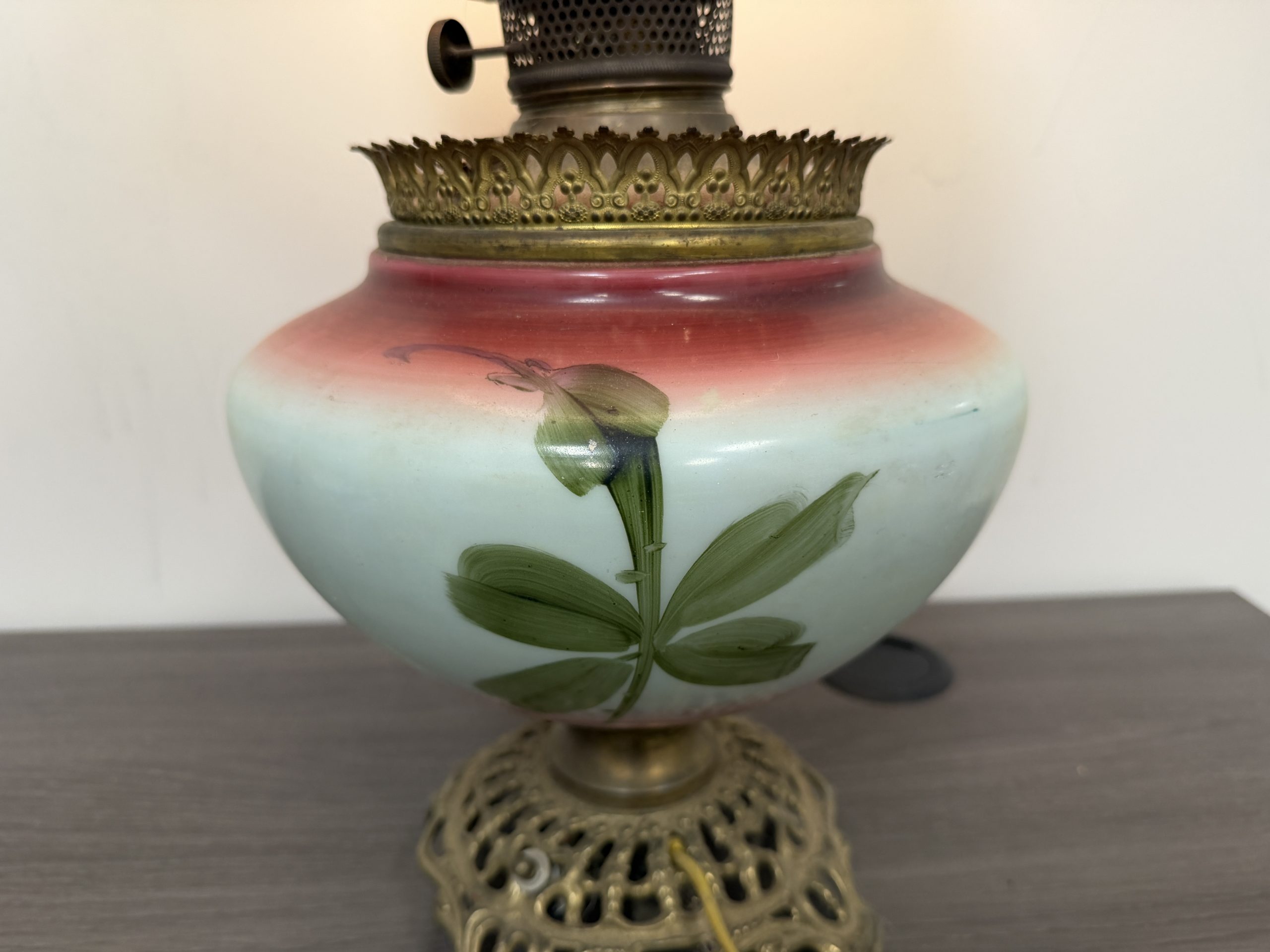 Vintage Gone With The Wind Style Double Globe Parlor Lamp Painted Flowers - Image 5