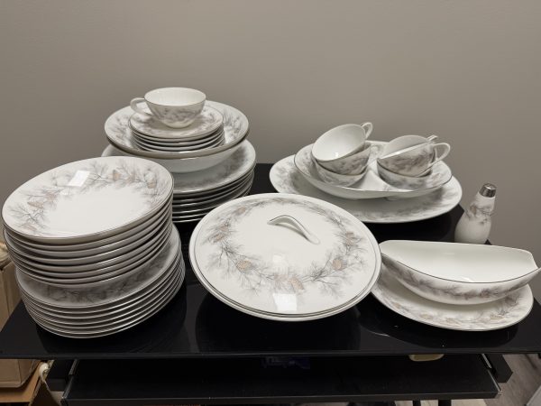 Vintage Sango Fine China "Sierra Pines" #6608 Set – Service for 7 + Serving Pieces (42 Pcs)