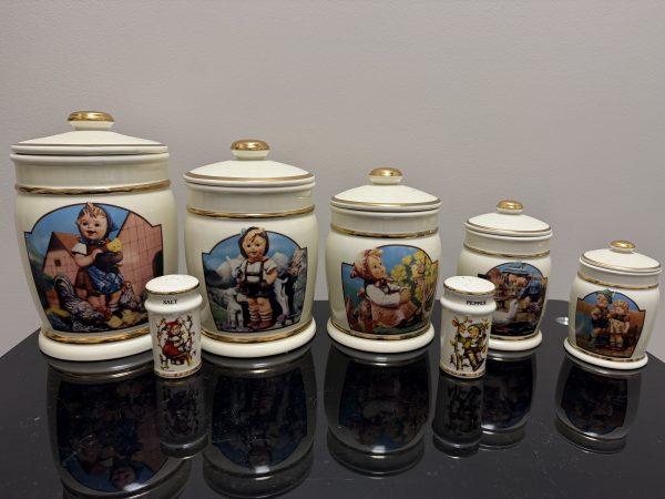 Vtg M.J. Hummel Goebel Porcelain Kitchen Canister Set 5 Jars Salt & Pepper Gold Trim