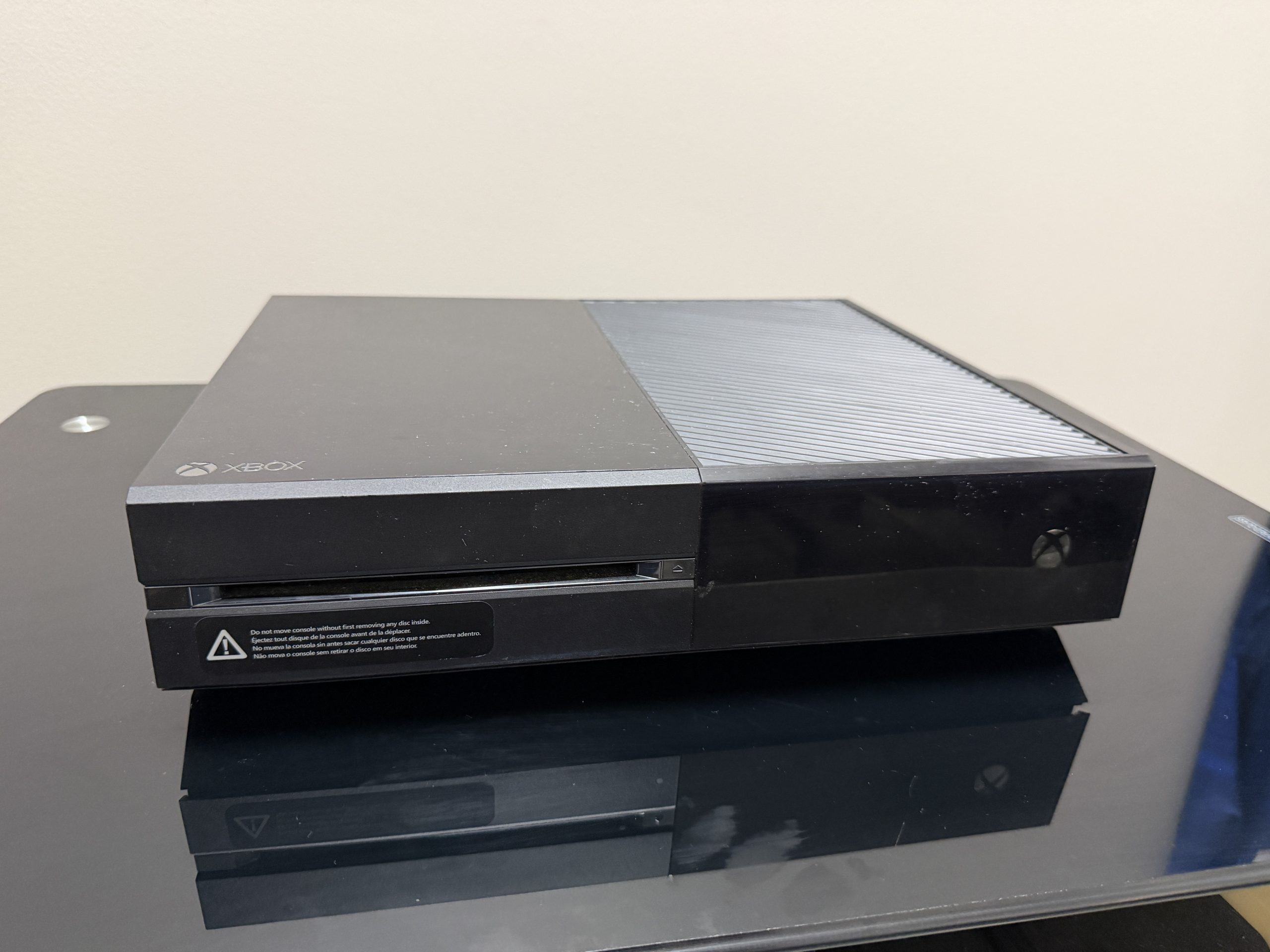 Microsoft Xbox One 500GB Console (Model 1540) – Black