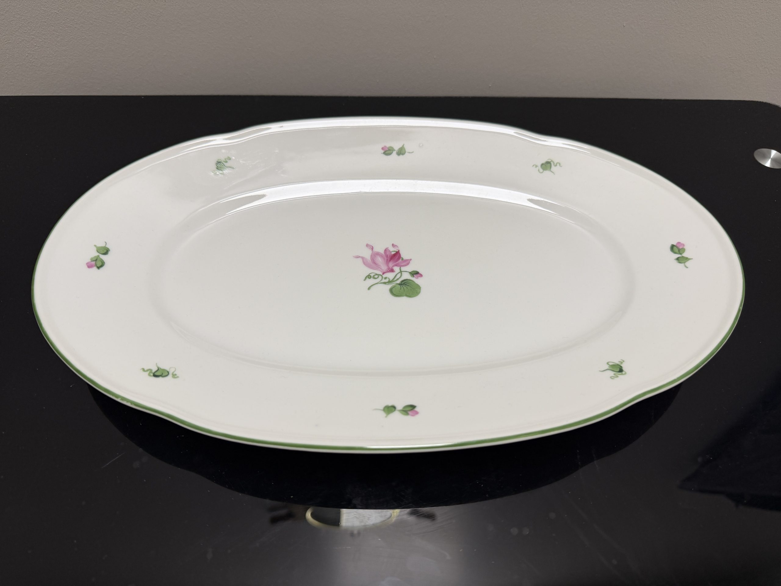 Augarten Wien Hand-Painted Porcelain 15″ Oval Serving Platter – Pattern #6043