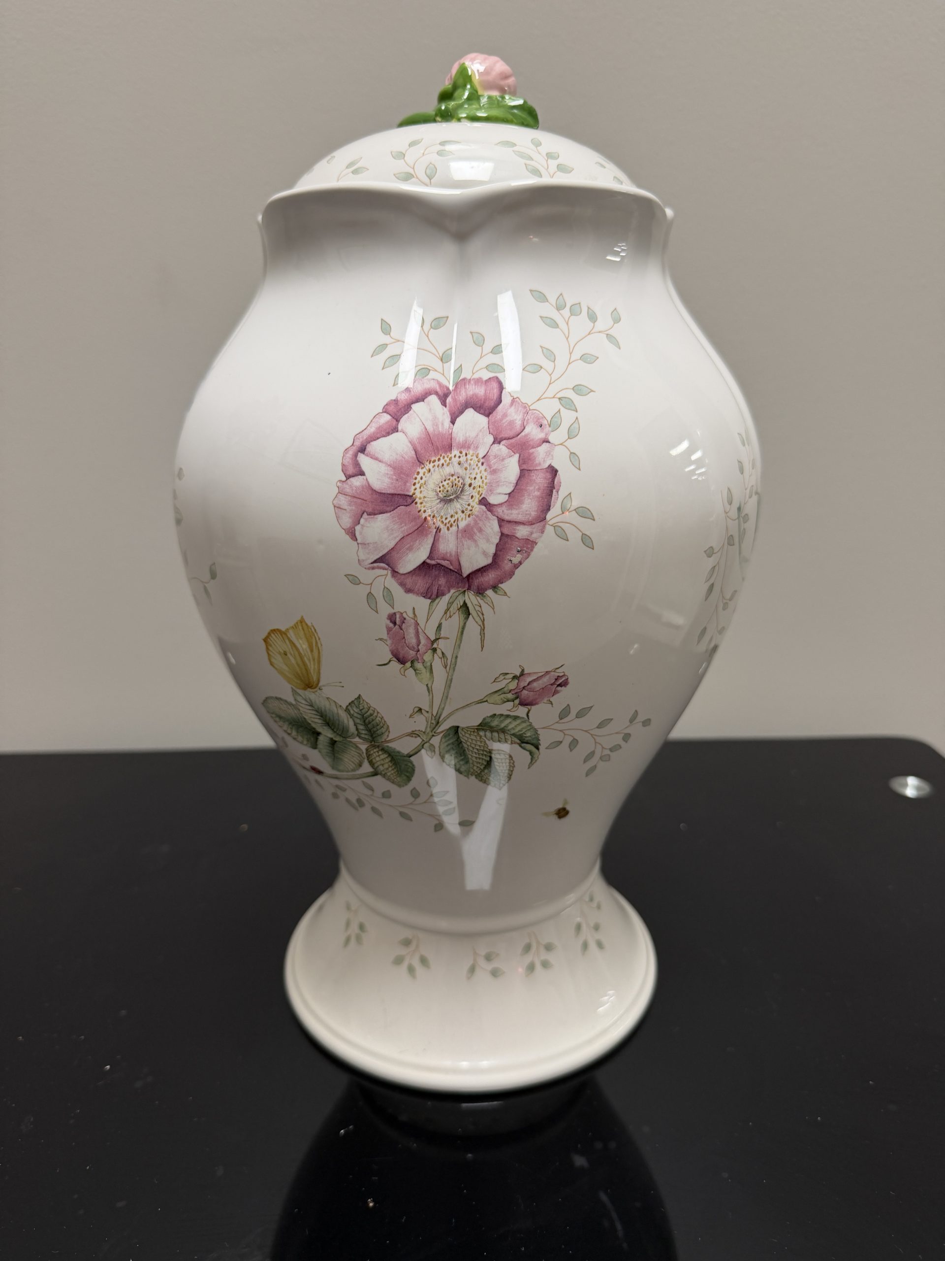 Lenox Butterfly Meadow 6.5 QT Ceramic Beverage Dispenser with Lid & Spigot - Image 3