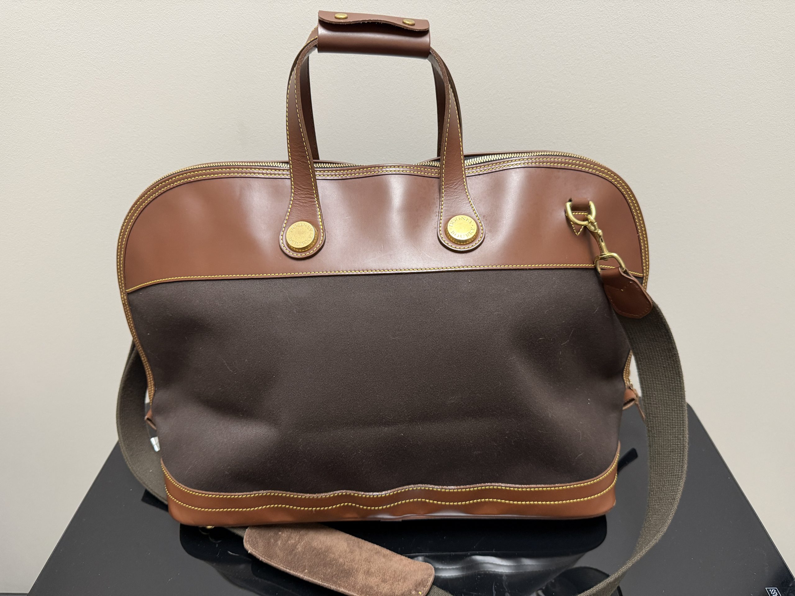Vintage Dooney & Bourke USA Canvas Leather Briefcase Messenger Bag Brass Fob Tag - Image 4