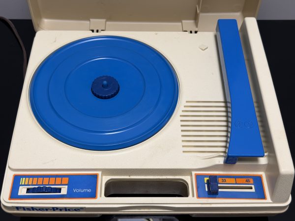 Vintage 1978 Fisher-Price Model 825 Electric Phonograph Record Player