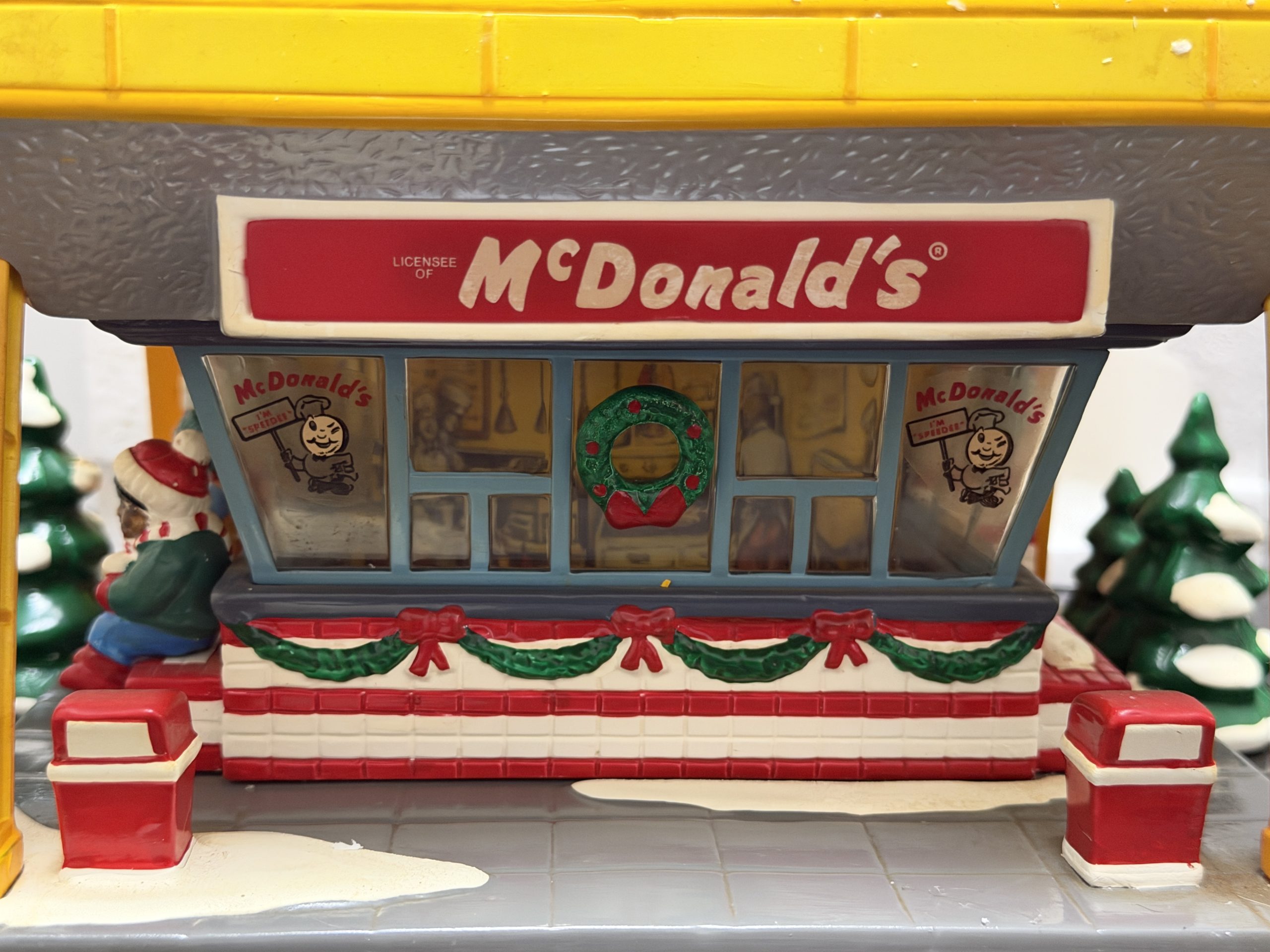 Vintage Dept 56 The Original Snow Village McDonald’s Restaurant & Speedee Sign Set Complete - Image 5