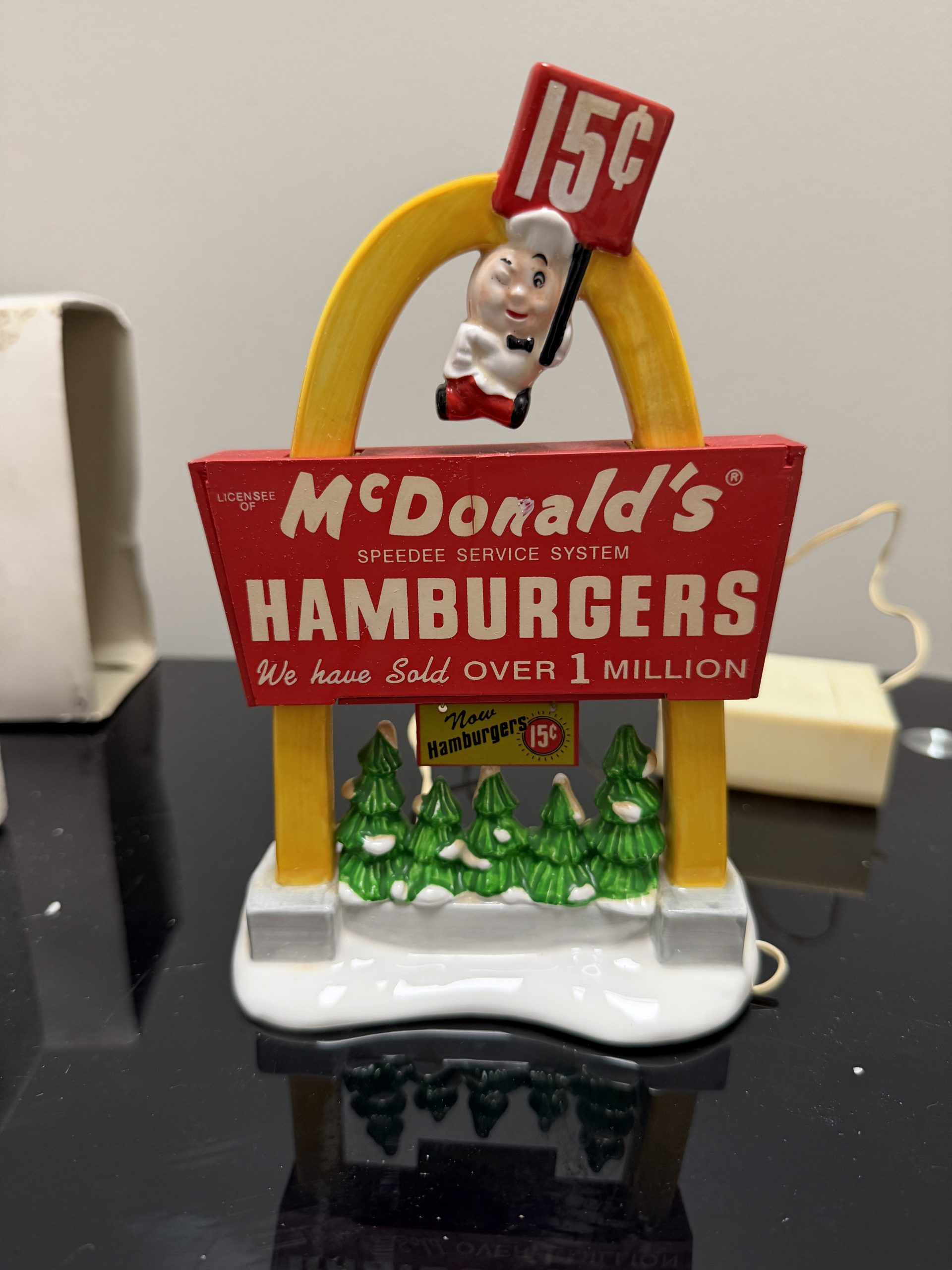 Vintage Dept 56 The Original Snow Village McDonald’s Restaurant & Speedee Sign Set Complete - Image 10