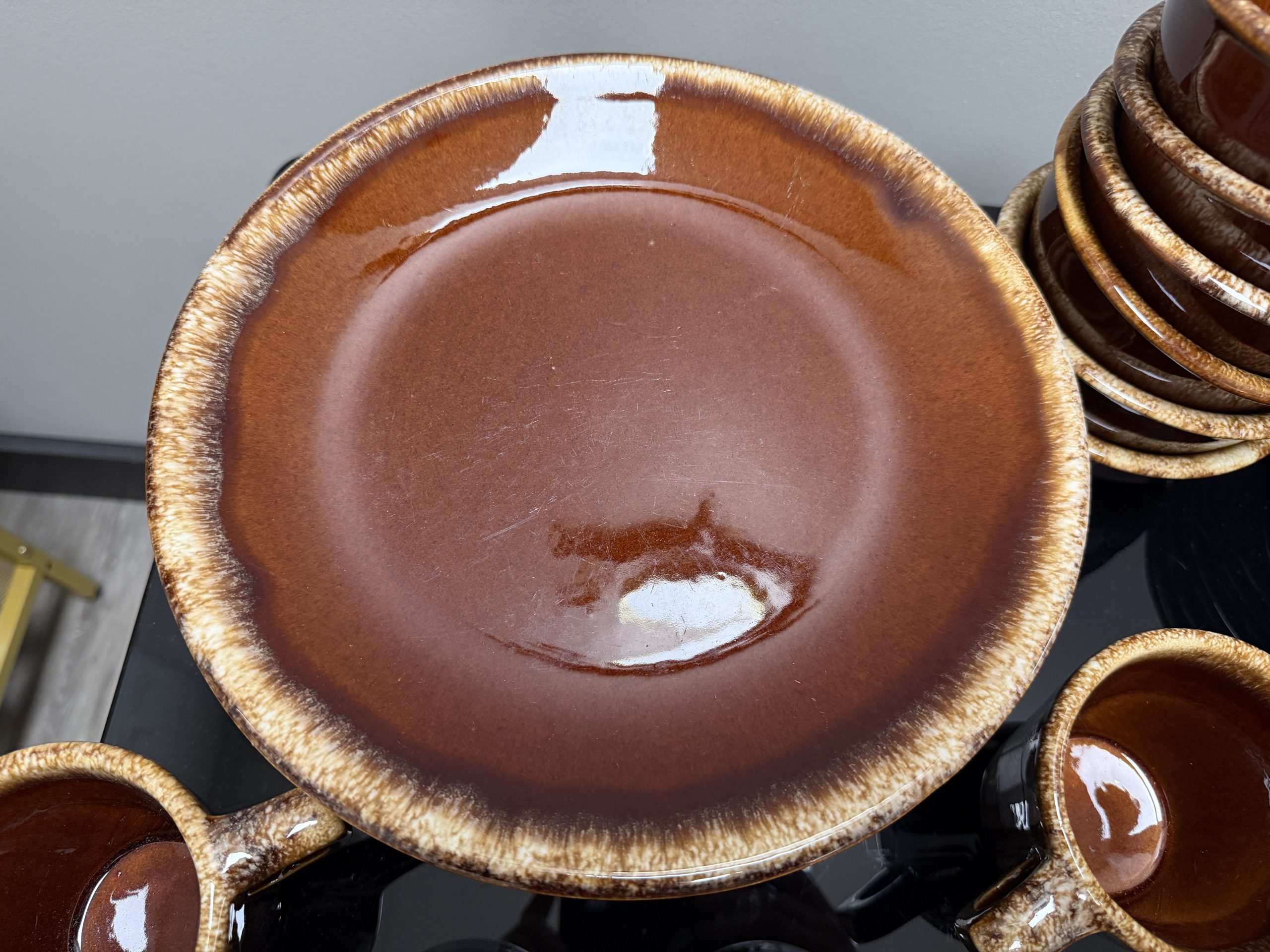 Vintage Hull Pottery “Mirror Brown” Drip Glaze Stoneware Dinnerware Set – 32 Pcs with Mushroom Salt & Pepper Shakers - Image 5