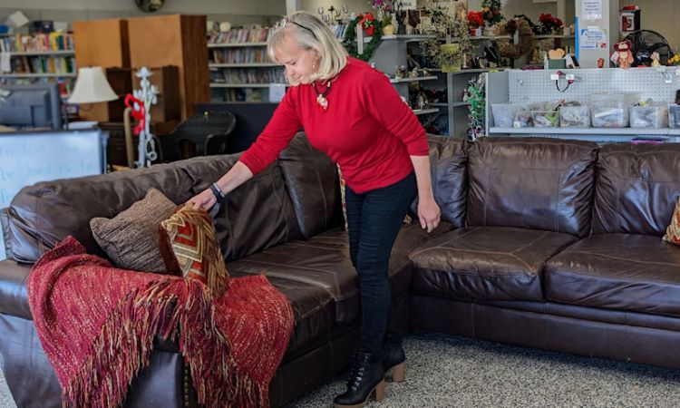 Couches & Sofas at Wilson County Thrift Store